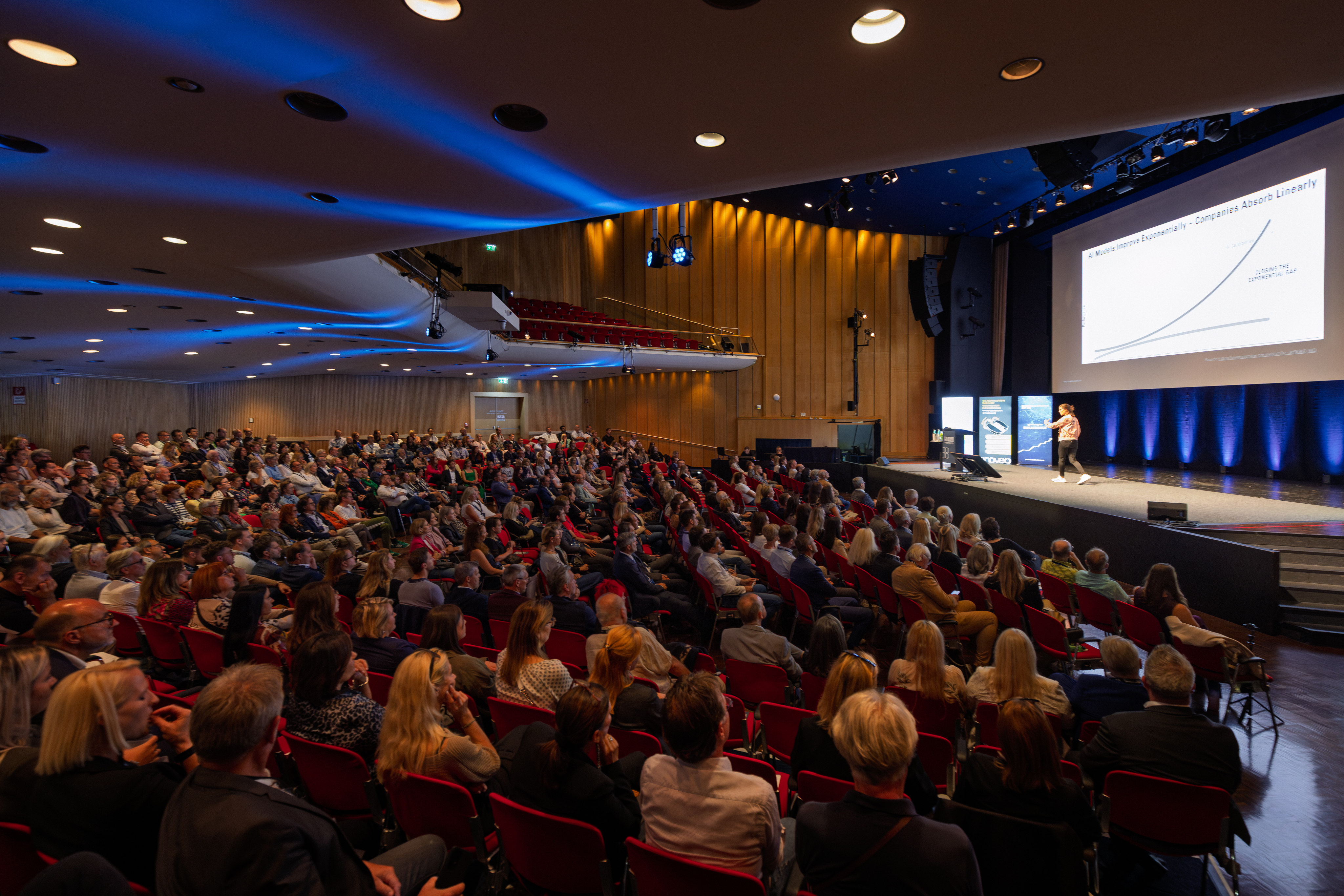 Publikumssaal im Congress-Center Villach