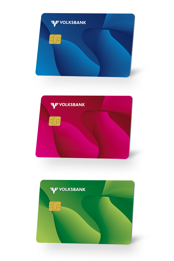 Drei Teenscard in Rot, Blau und Grün fliegen durch das Bild.